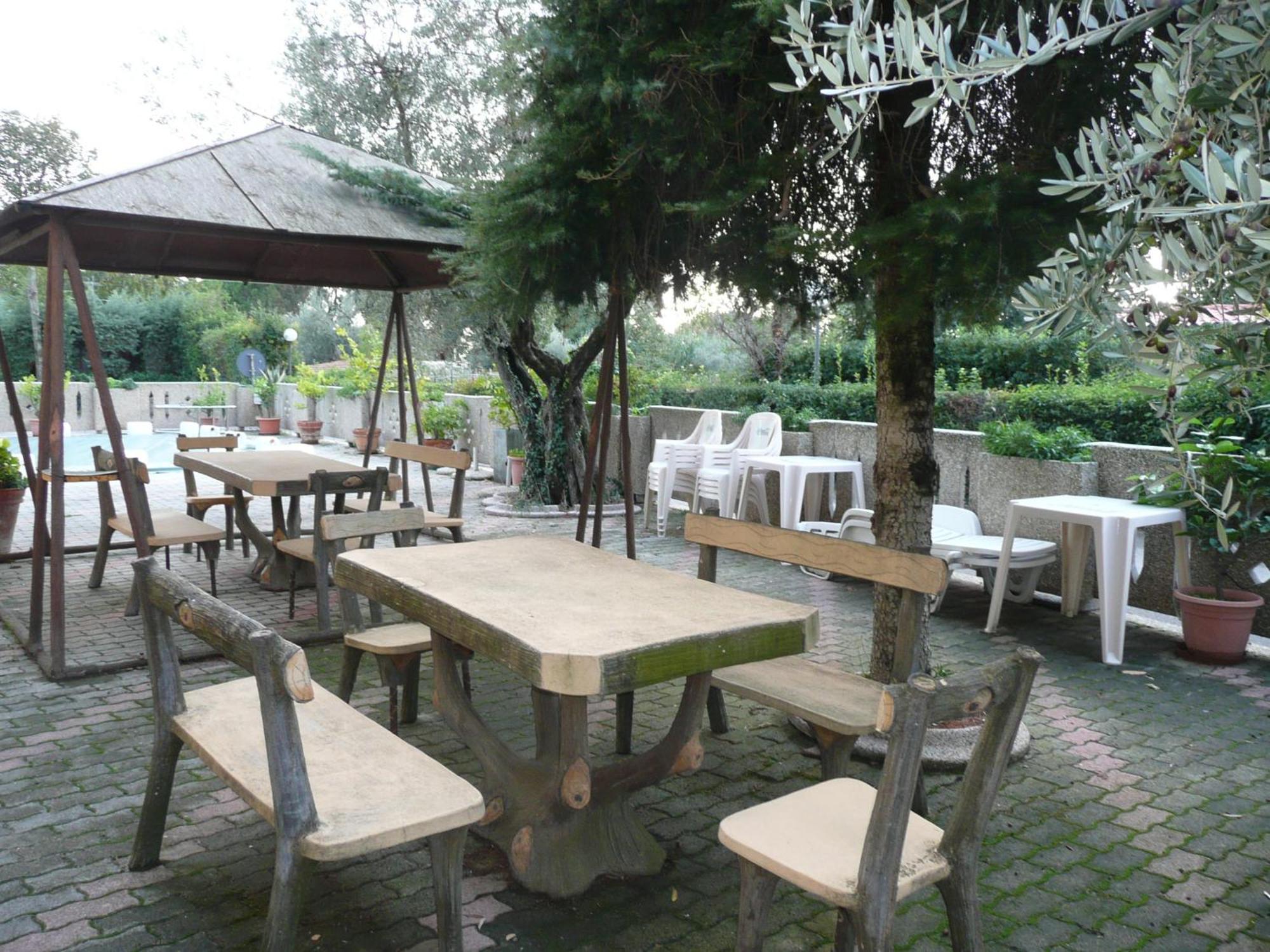 Hotel Darsena Passignano sul Trasimeno Exterior foto